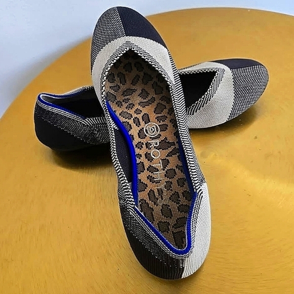 Rothy's The Flat Round Toe Black And Cream Plaid Retired Pattern Size 8 🛍 🌴 - Picture 9 of 11